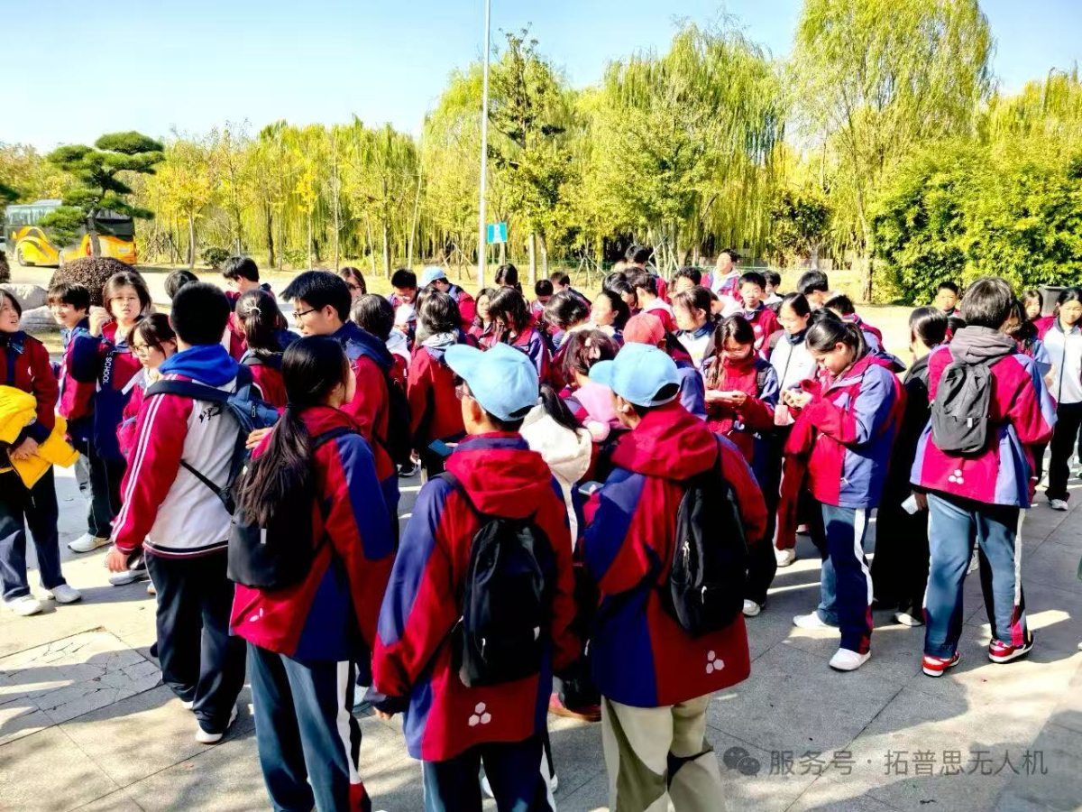 扬州青少年的“飞天”盛宴：无人机创新竞赛嘉年华狂欢开启